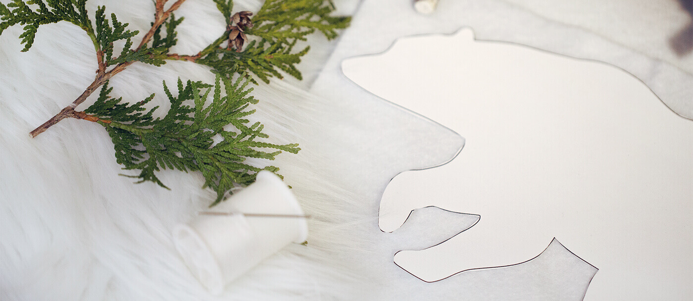 How to sew a polar bear appliqué on artificial fur fabric.