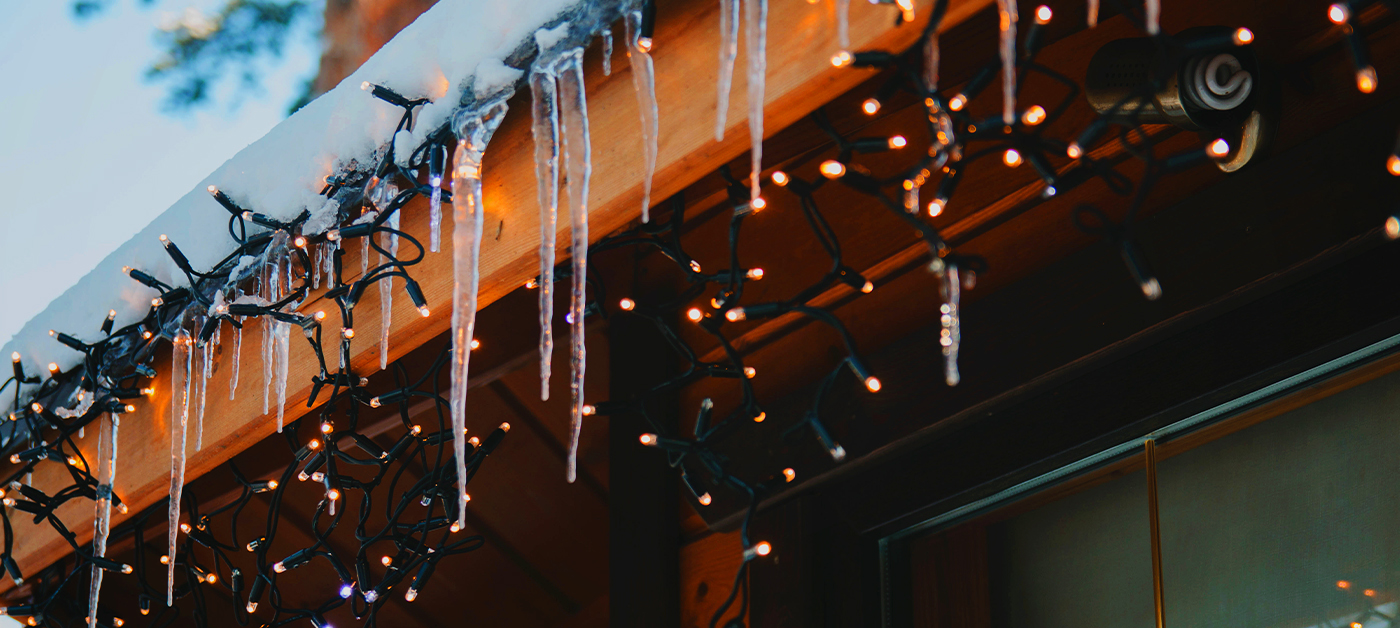 alaskan-christmas-lights-choose-install-04