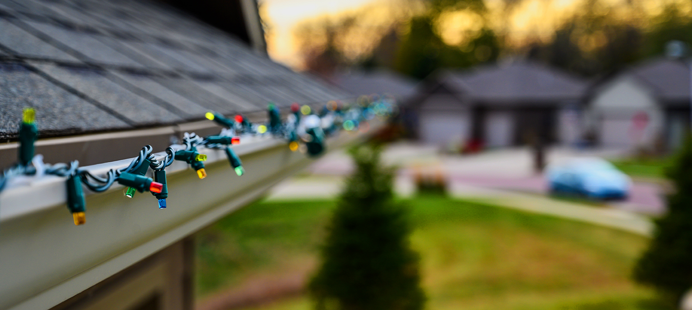 alaskan-christmas-lights-choose-install-09