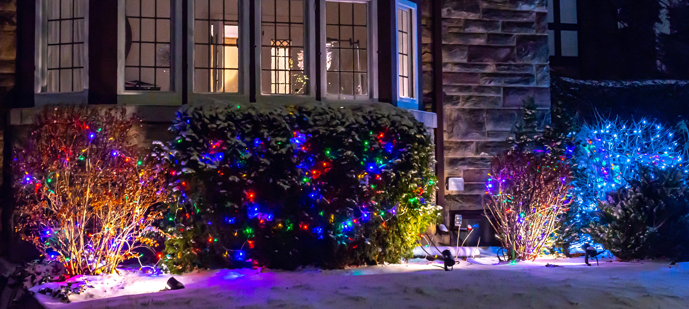 alaskan-christmas-lights-choose-install-18